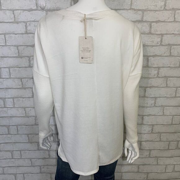 NWT True Self "Merry Christmas" Sweater - S - Picture 8 of 9